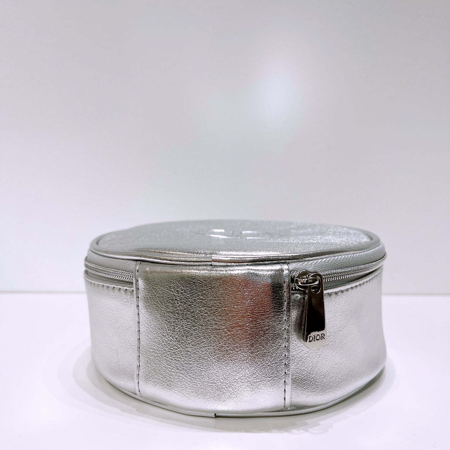 Dior Beauty Round Zipped Silver Pouch