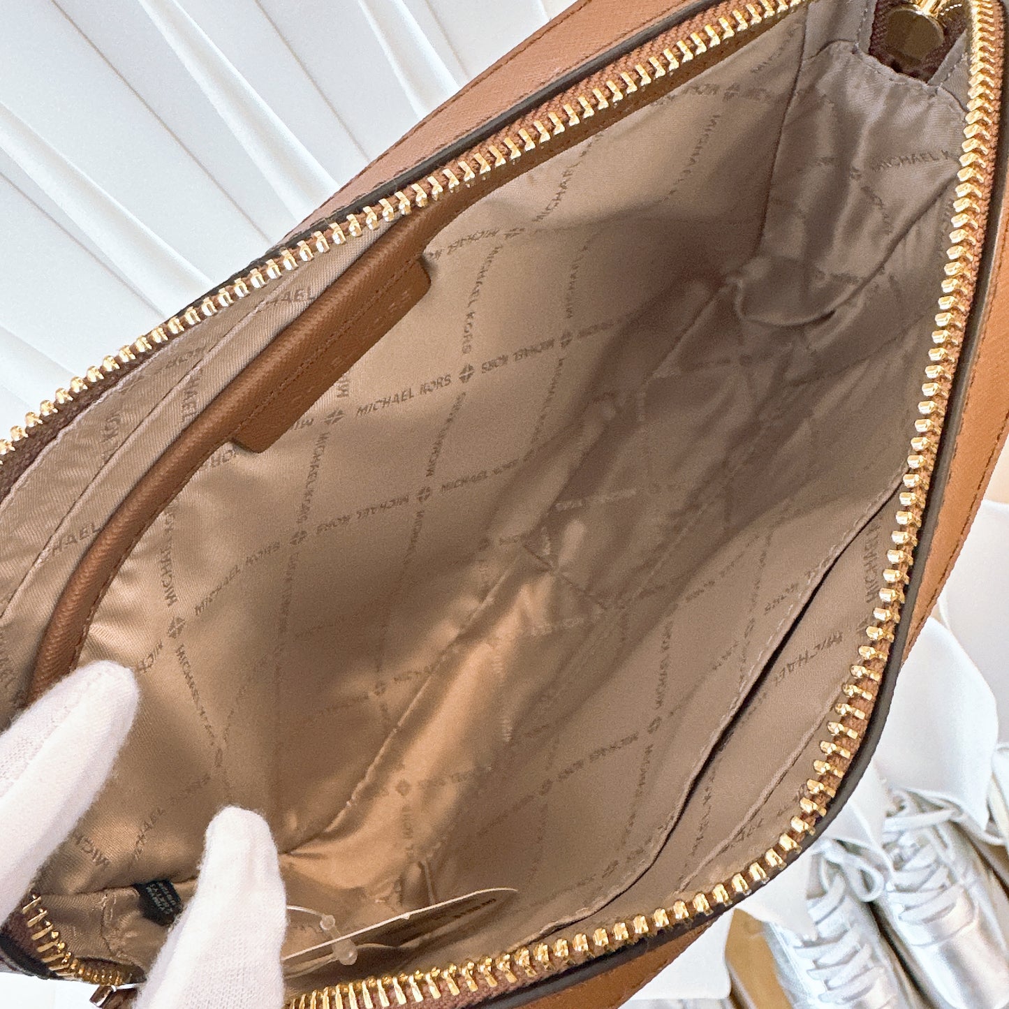 Michael Kors Jet Set Item Crossbody