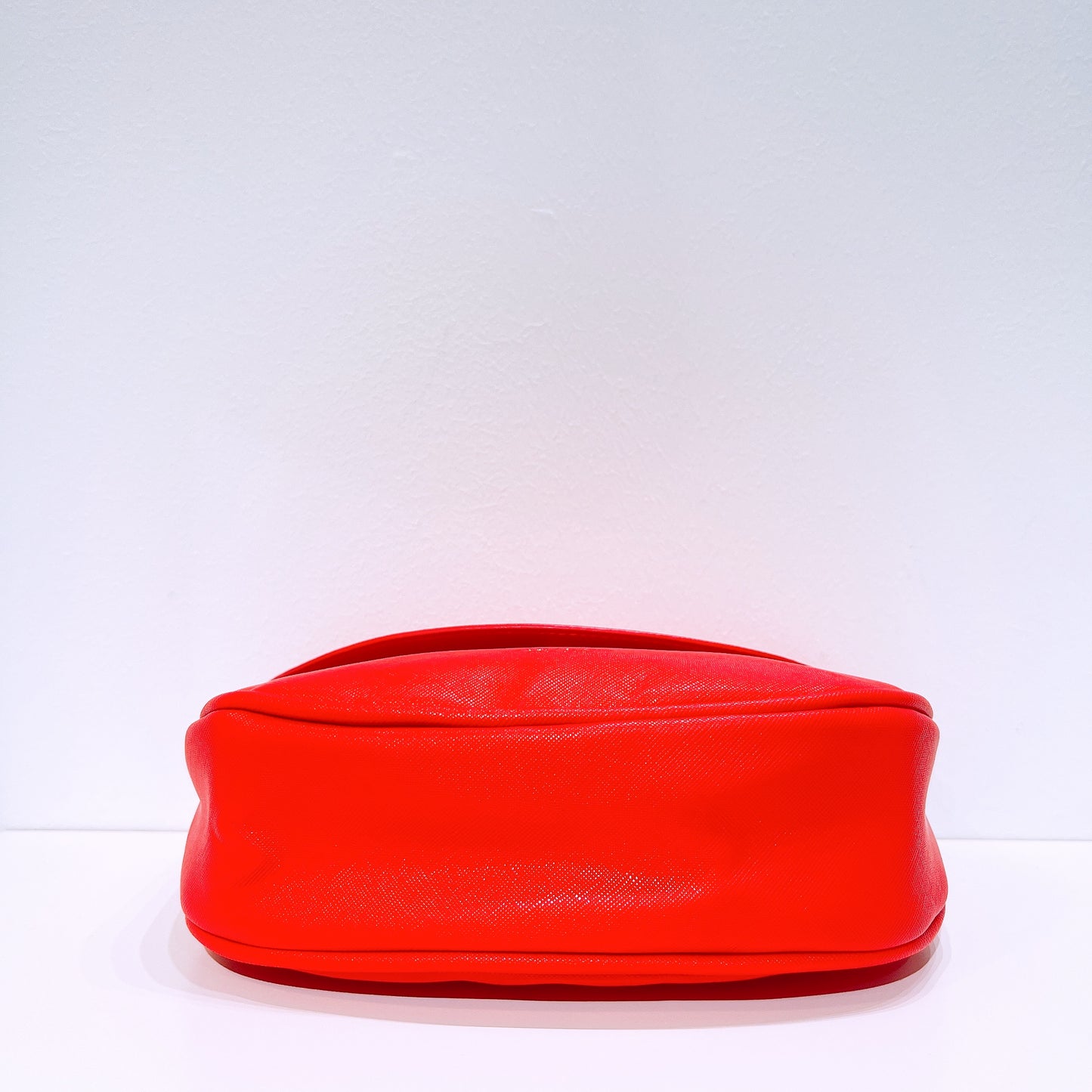 SHISEIDO Red Wristlet
