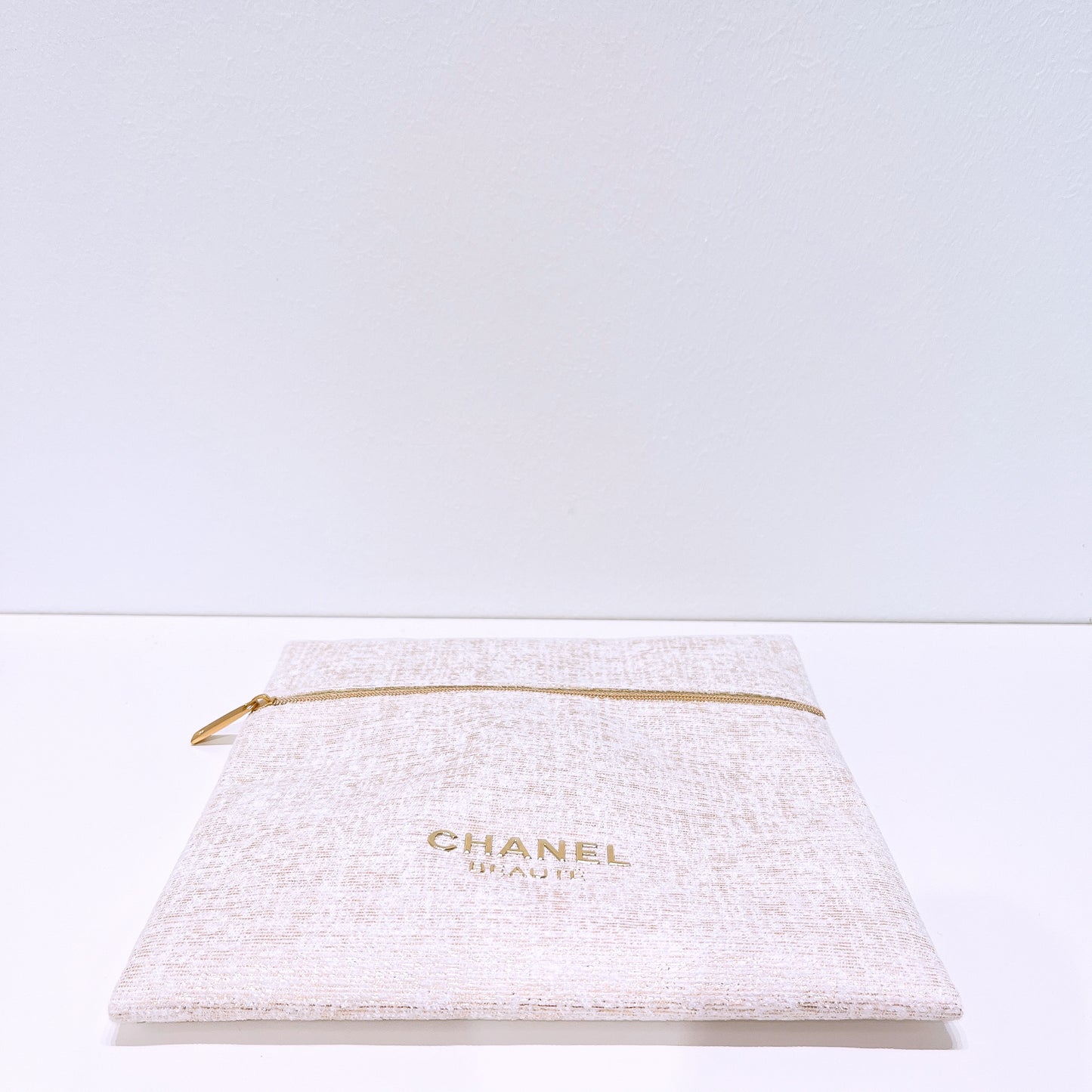 Chanel Holiday Beaute Pouch
