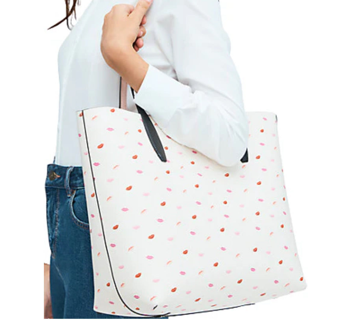 Kate Spade
DISNEY X MINNIE MOUSE LARGE REVERSIBLE TOTE