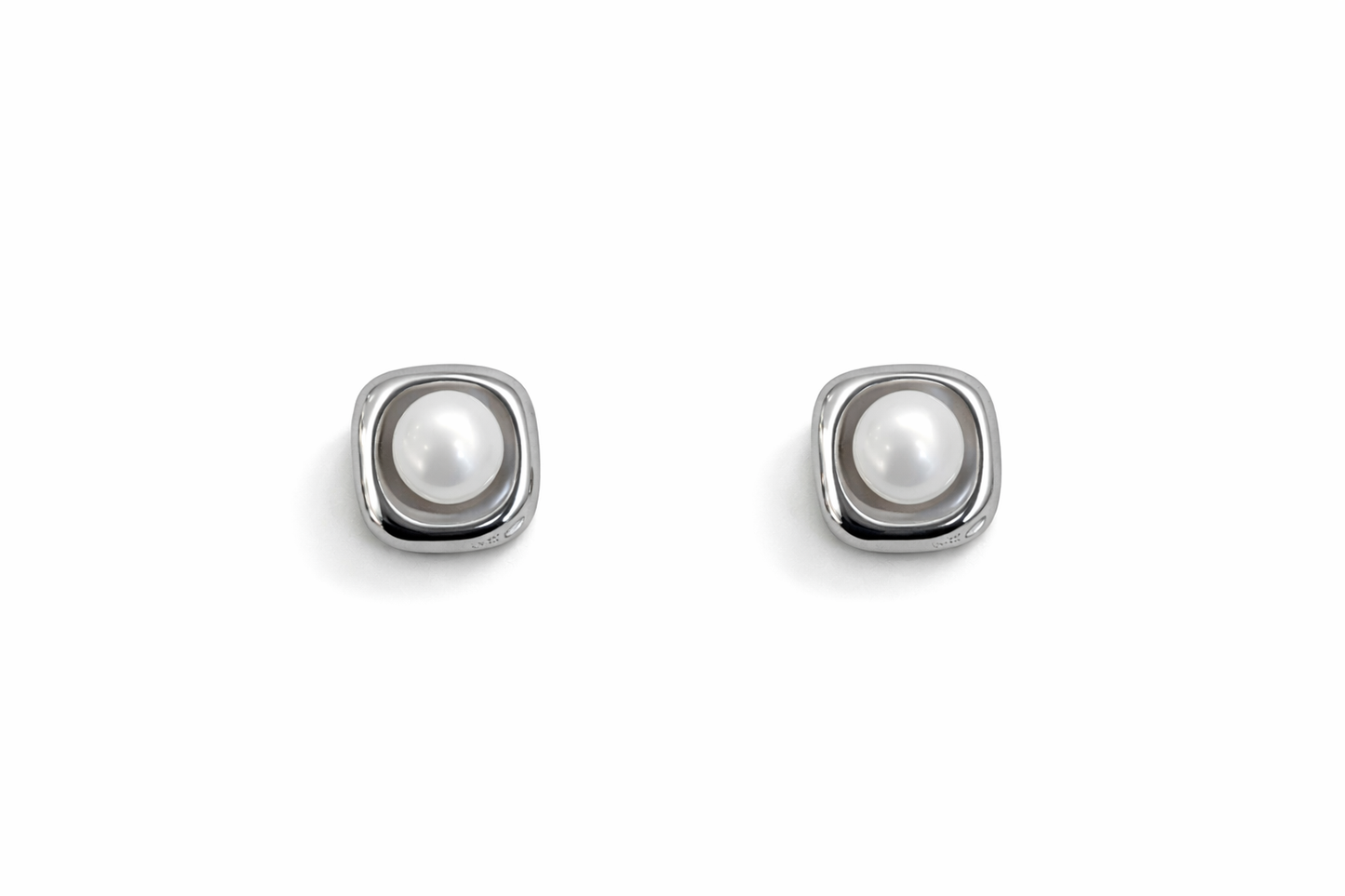 Silver square pearl stud earrings