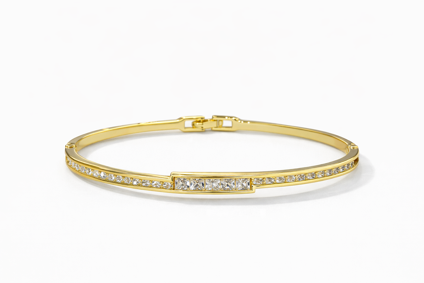 Round-cut white gold-coloured plated bracelet