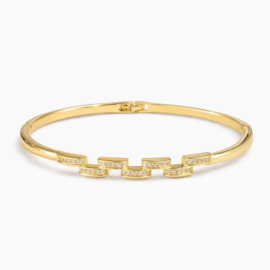 Diamond bracelet with gold links