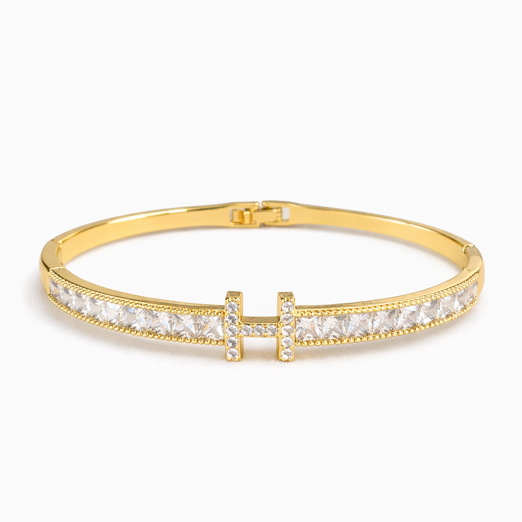 Gold H-letter diamond bracelet