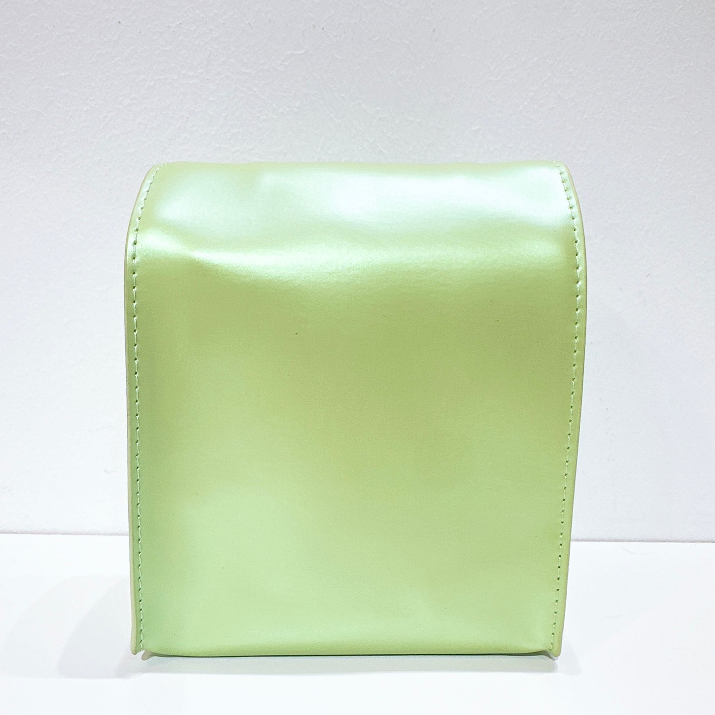 Chanel Beauty Green Metallic Snap Cos metic Pouch