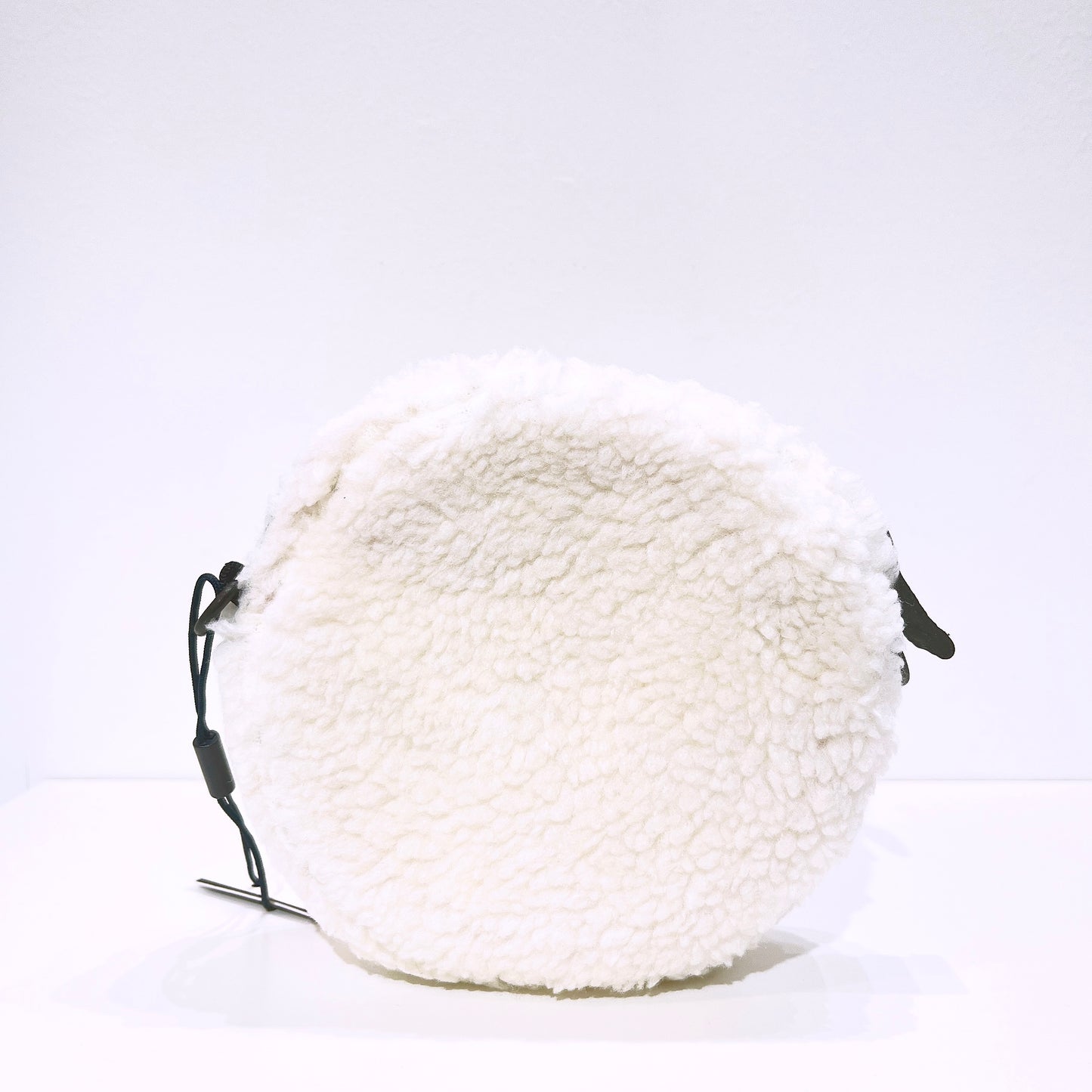 Tommy Jeans small imitation lambskin embroidery LOGO round cross-body bag