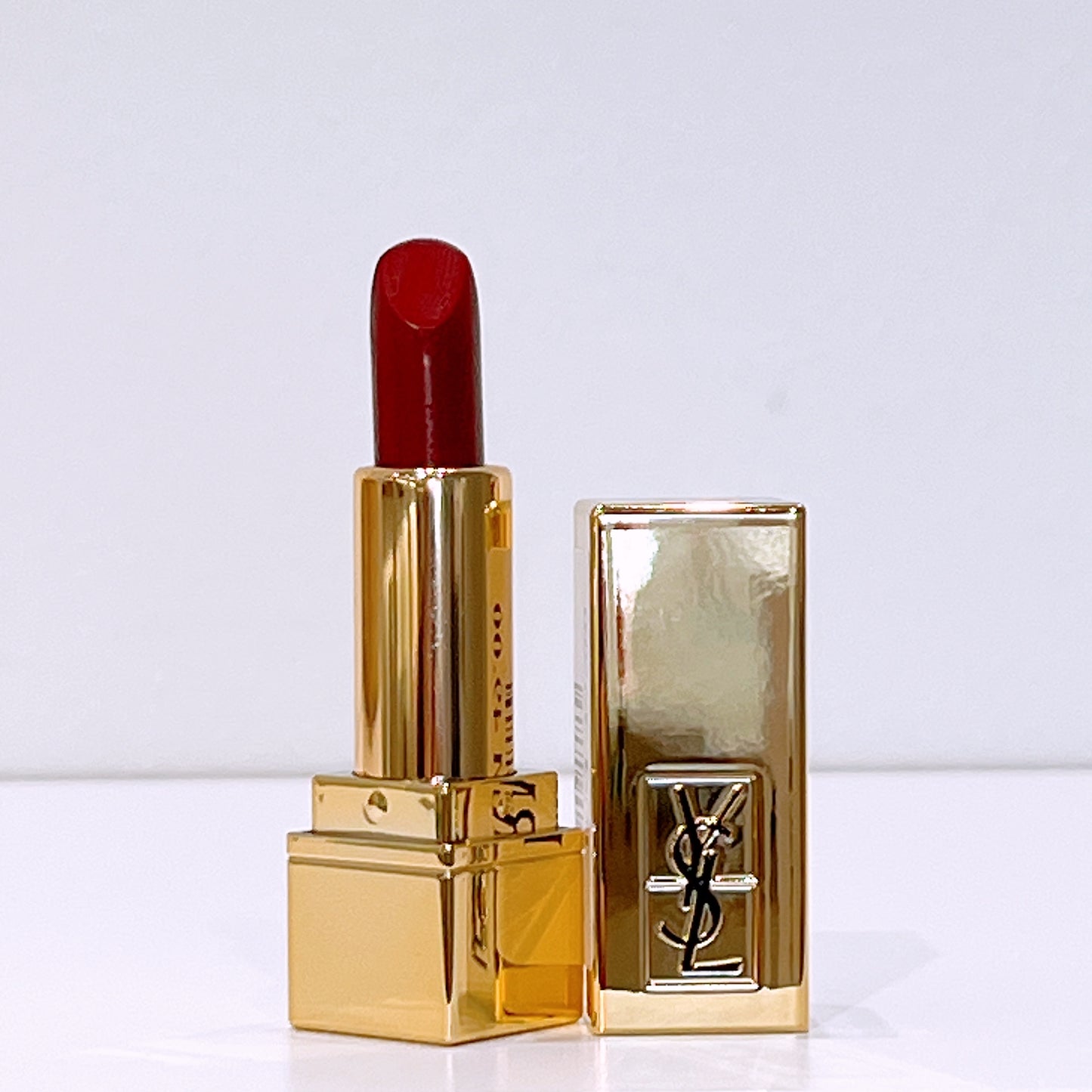 YSL ROUGE PUR COUTURE 1966 Rouge Libre 1.3g (no box)