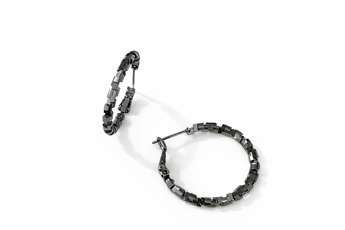 Circled earrings
