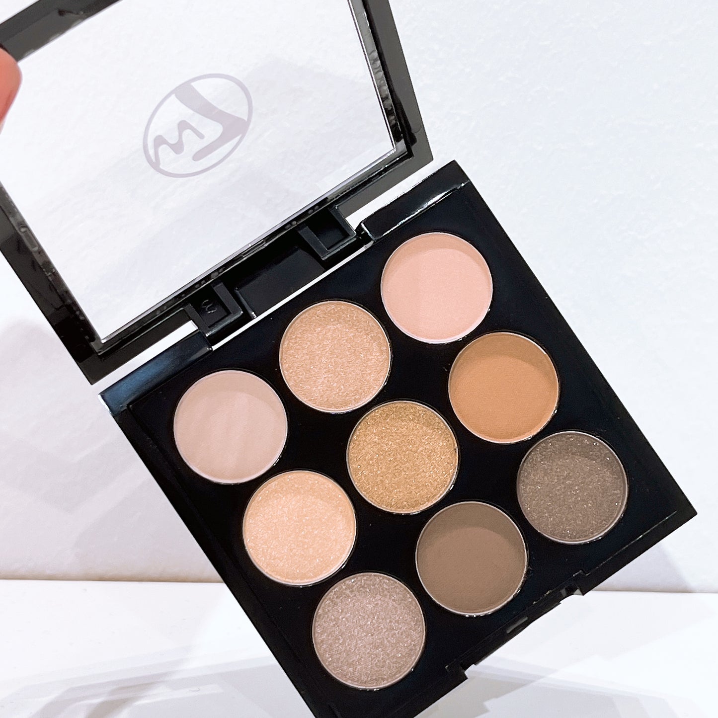 W7 Naughty Nine Mid Summer Nights
Eyeshadow Palette