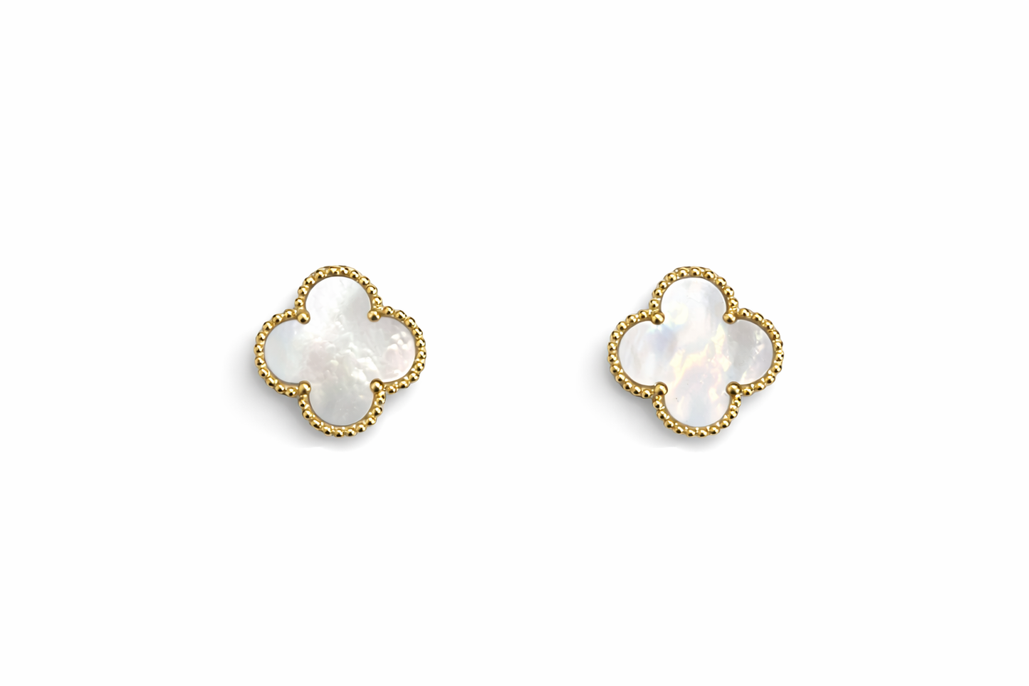 Four-leaf lucky pattern design earrings