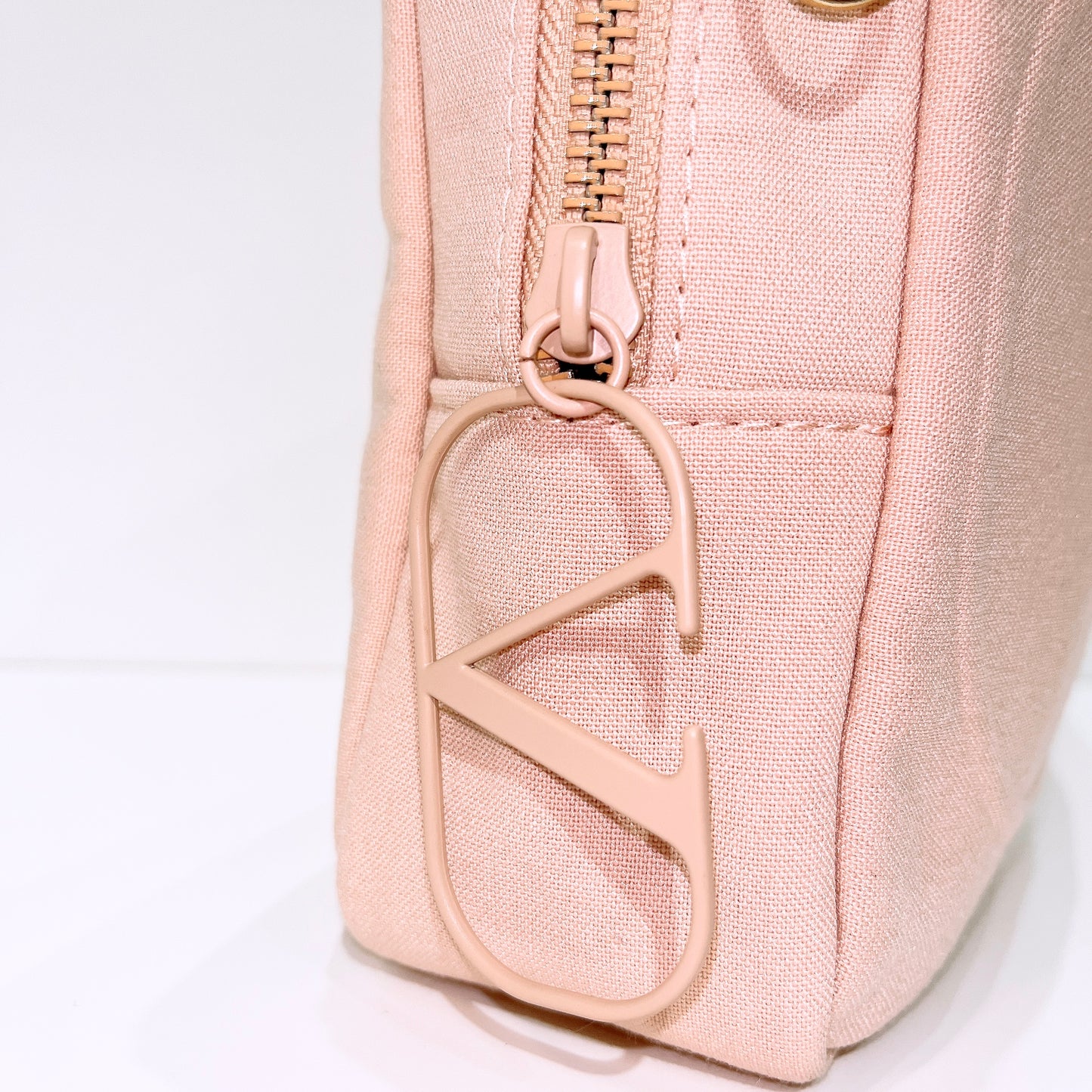 Valentino Beaute Light Pink Large Pouch With Chain