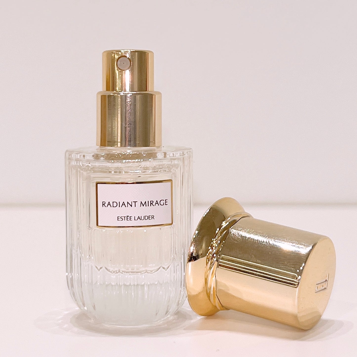 Radiant Mirage Estée Lauder for women and men 4ml