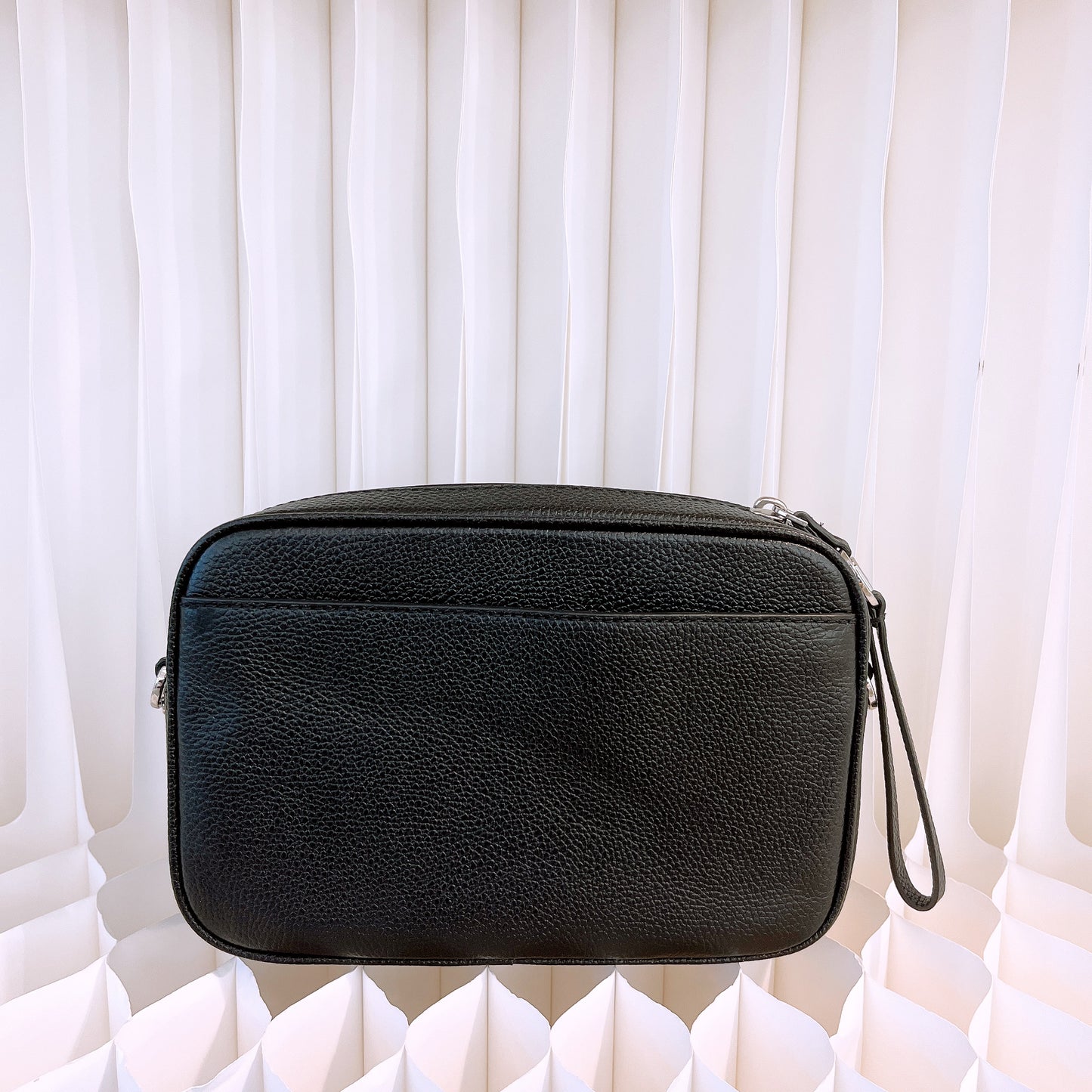 Michael Kors Jet Set Charm East West Leather Camera Crossbody in Black