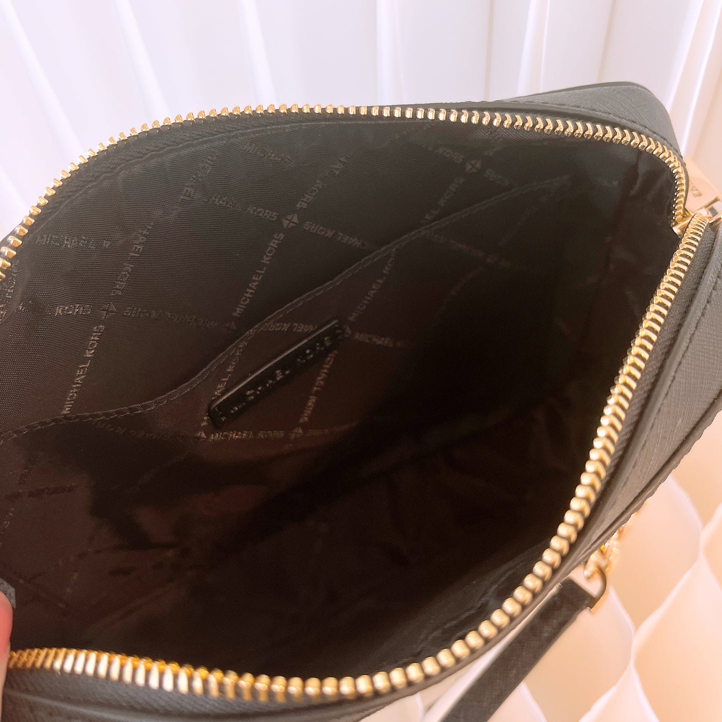 Michael Kors Jet Set Large East West Crossbody Black Saffiano