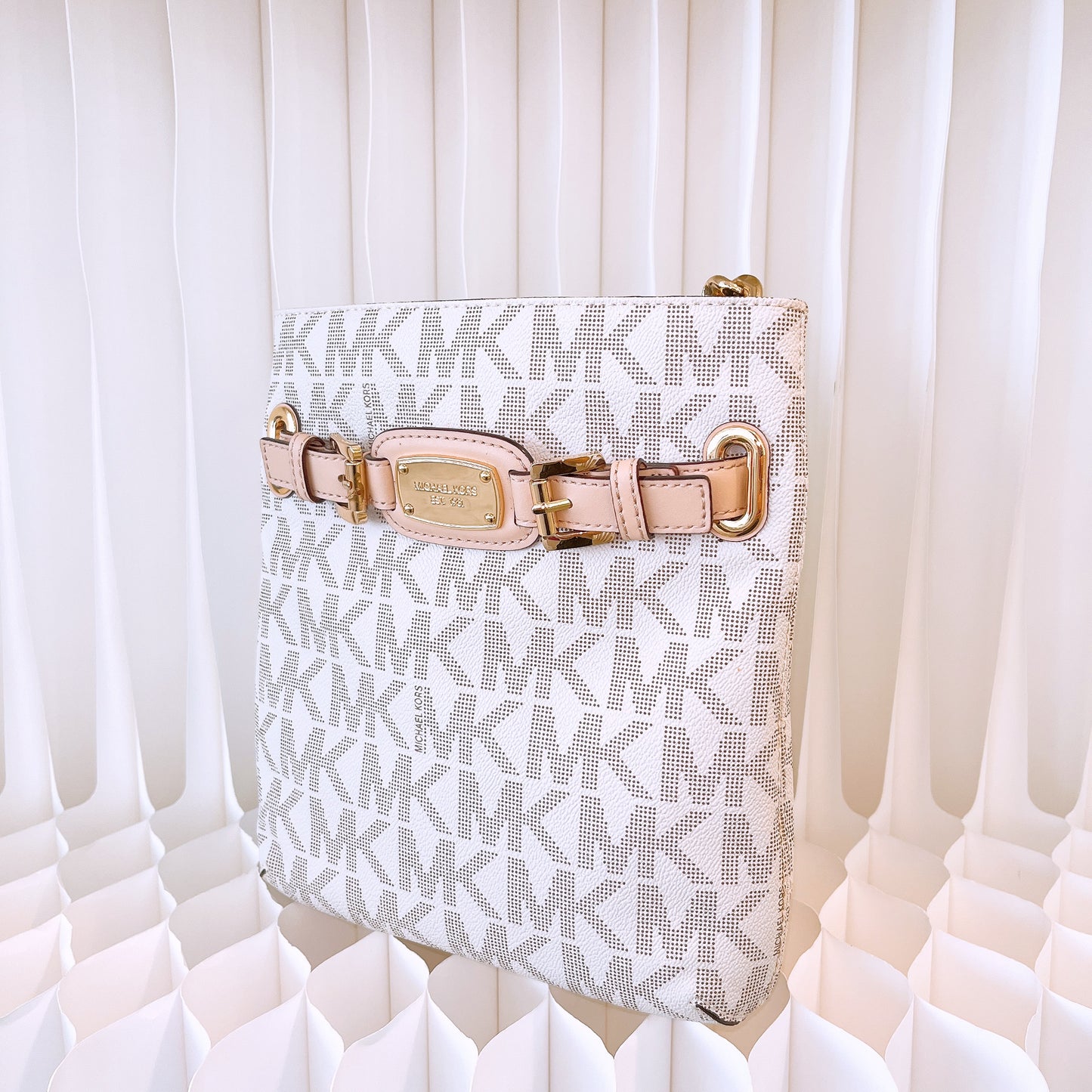 Michael Kors MK Jet Set Vanilla PVC Signature MK Chain Crossbody Bag