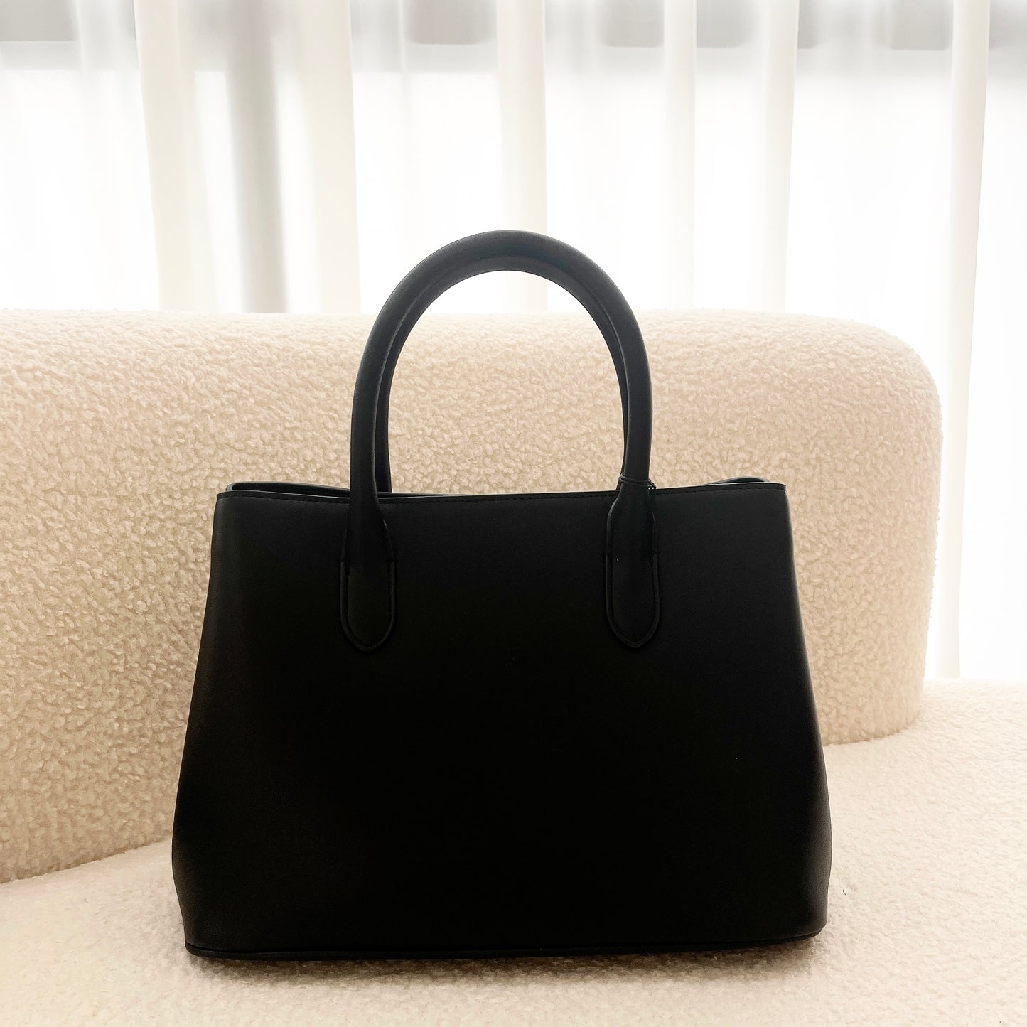 Karl Lagerfeld ikon 2.0 leather tote bag