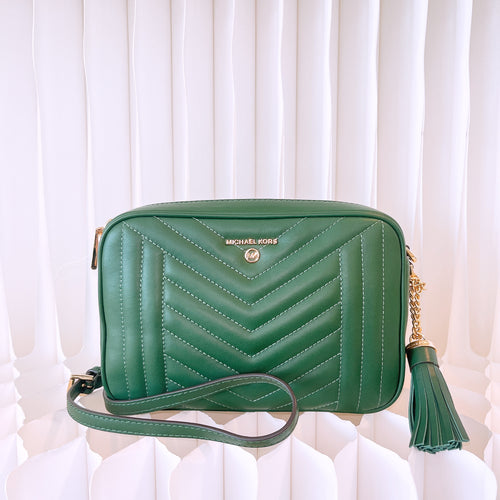 Michael Kors Jet Set Medium Quilted Leather Camera Bag
