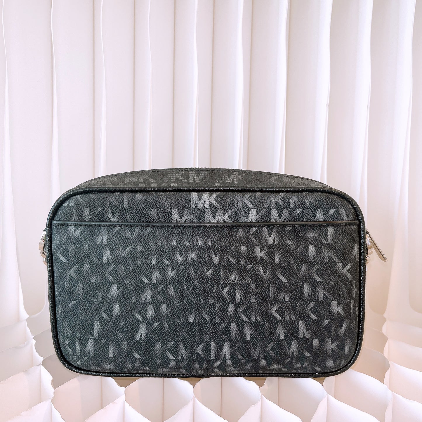 Michael Kors Jet Set Travel Medium Pocket Camera Crossbody Bag Black MK Signature Logo
