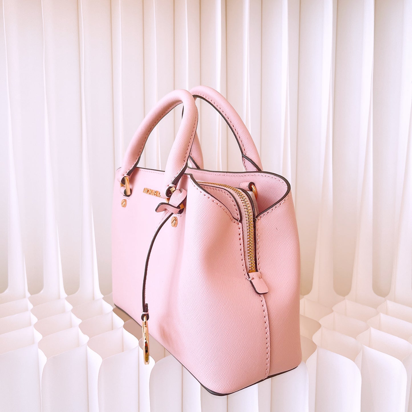 Michael Kors Savannah Small Satchel Pink