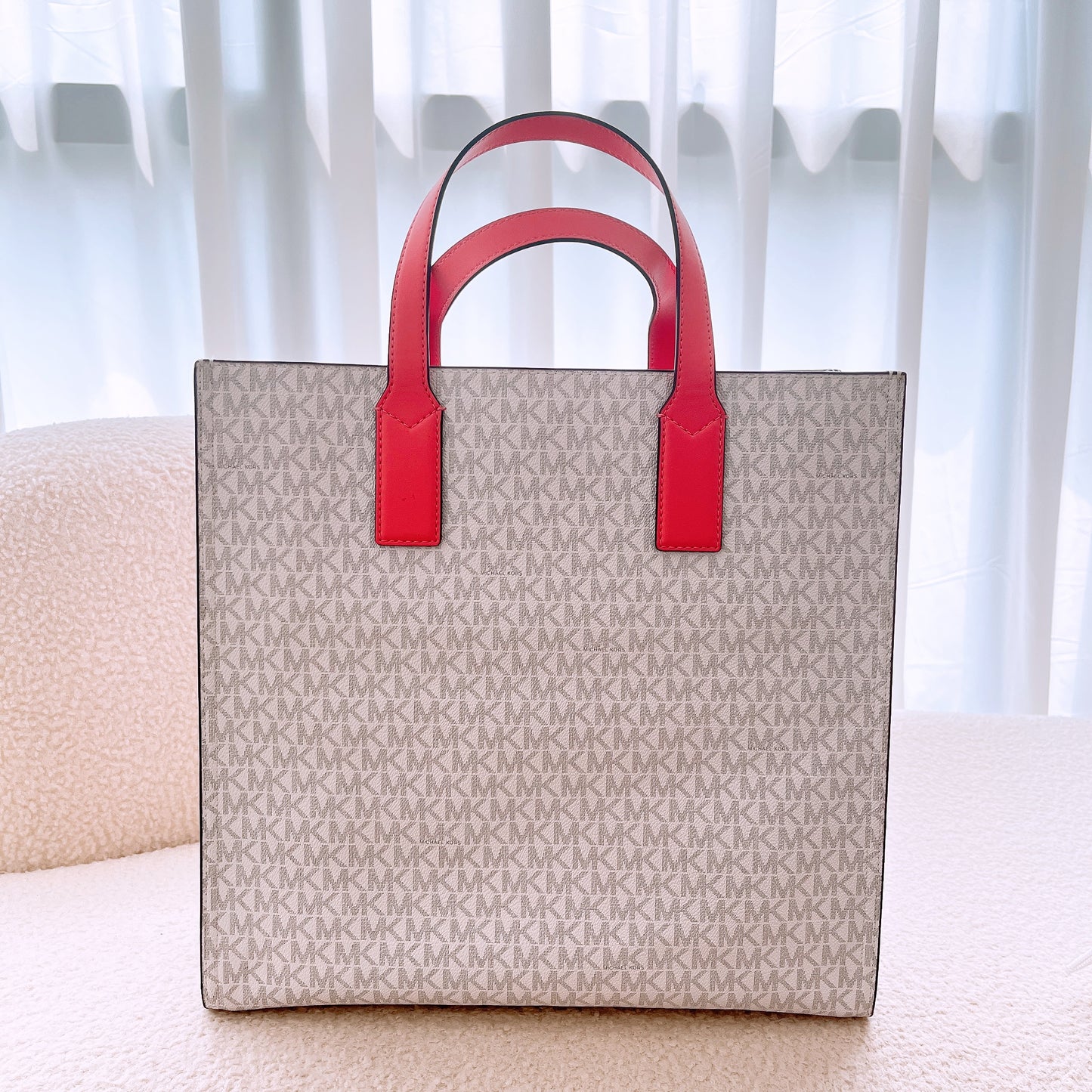 Michael Kors Kenly Large Signature Tote