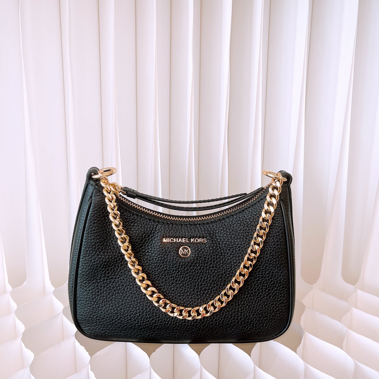 Michael Kors Women's Black Small Shoulder Bag In Grained Leather