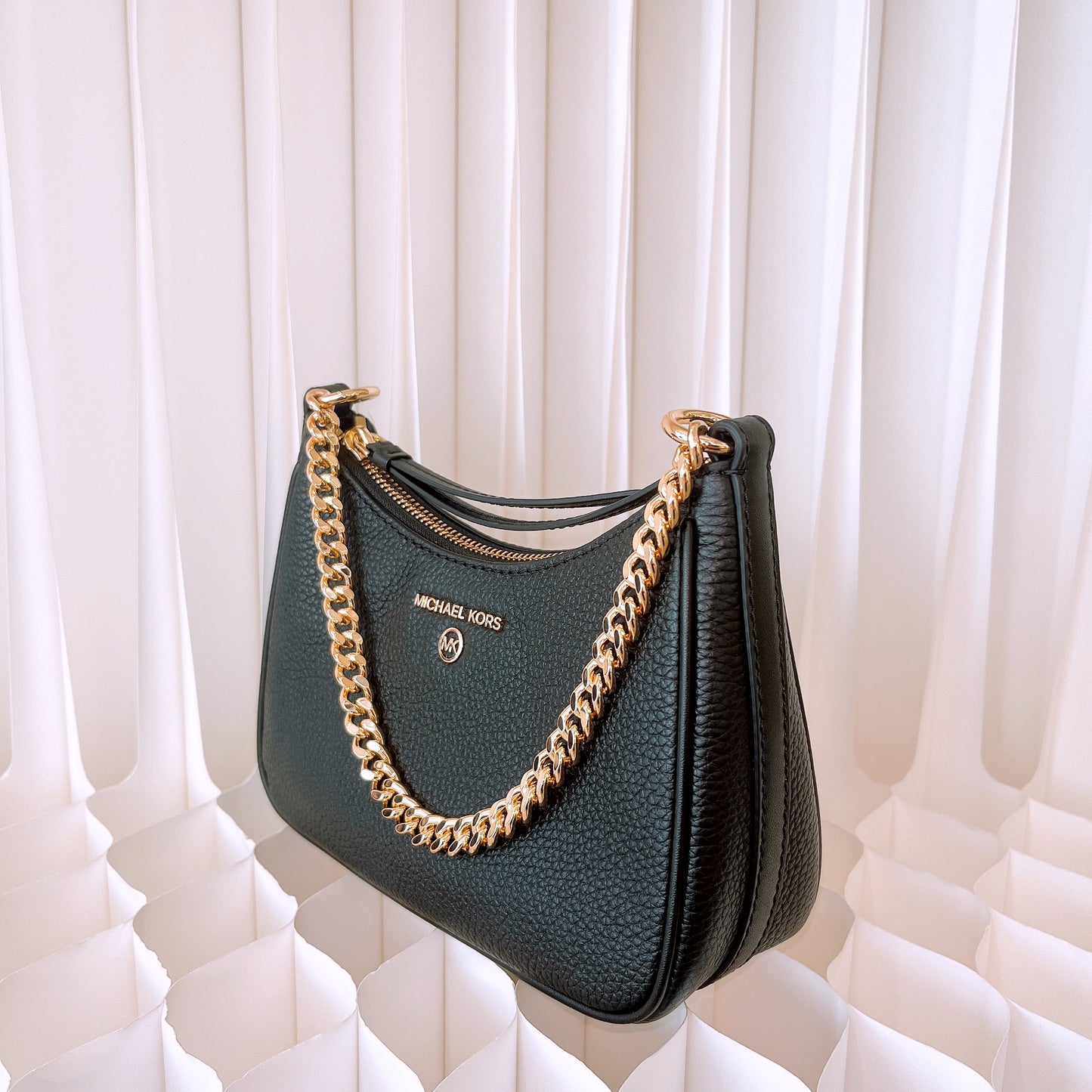 Michael Kors Women's Black Small Shoulder Bag In Grained Leather