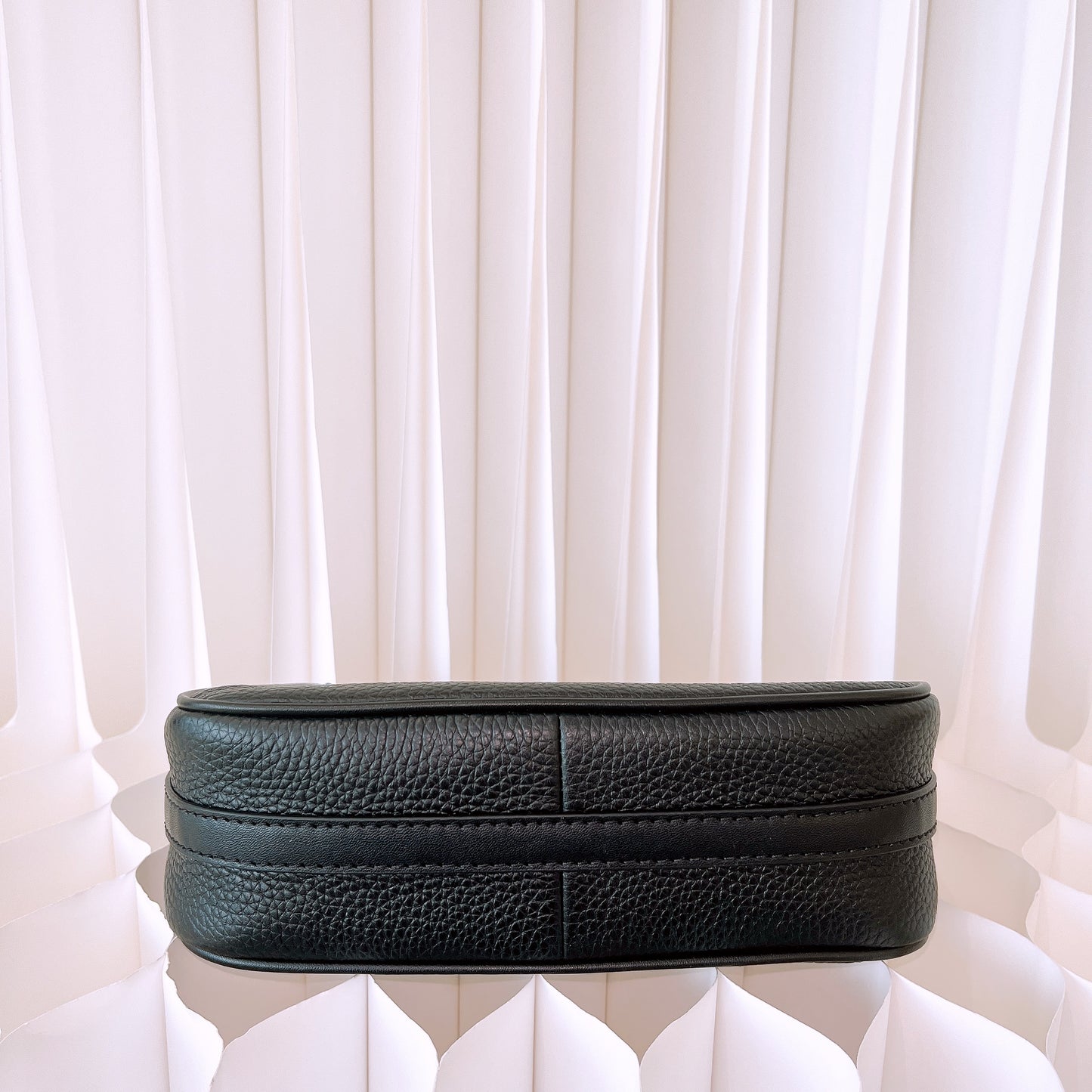Michael Kors Women's Black Small Shoulder Bag In Grained Leather