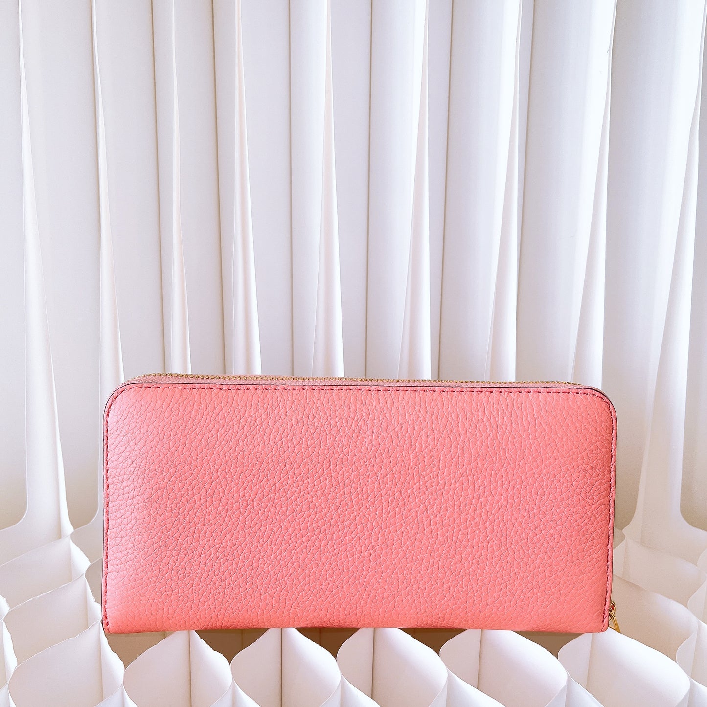 Michael Kors Jet Set Travel Continental Leather Round Zipper Long Wallet In Pink