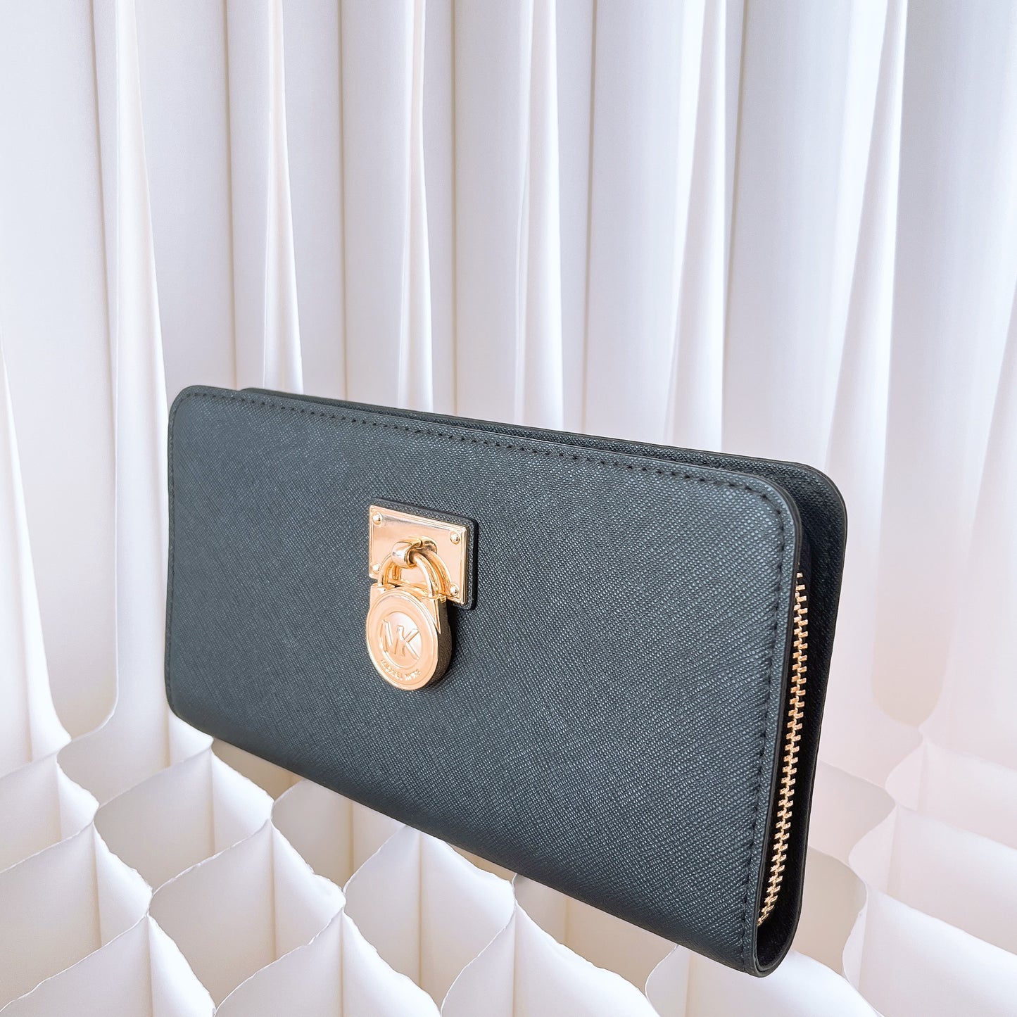 Michael Kors Hamilton Traveler Saffiano Leather Wallet
