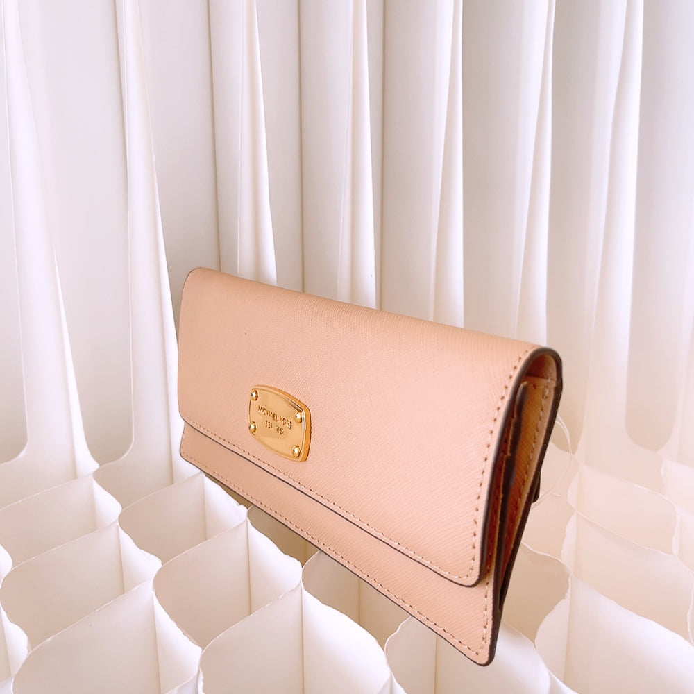 Michael Kors Slim Flat Jet Set Travel Leather Wallet