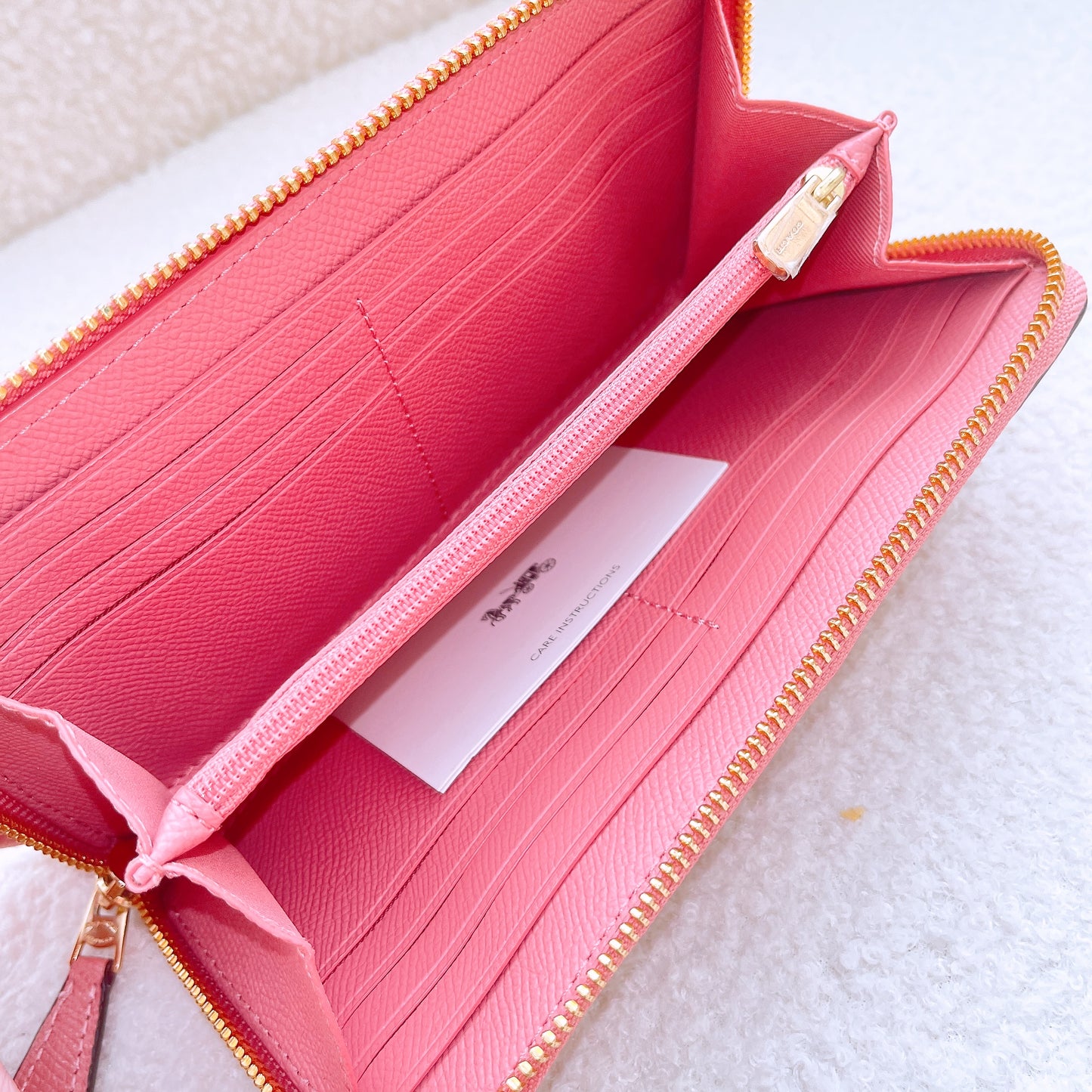 Coach Crossgrain Leather Accordion Zip Wallet