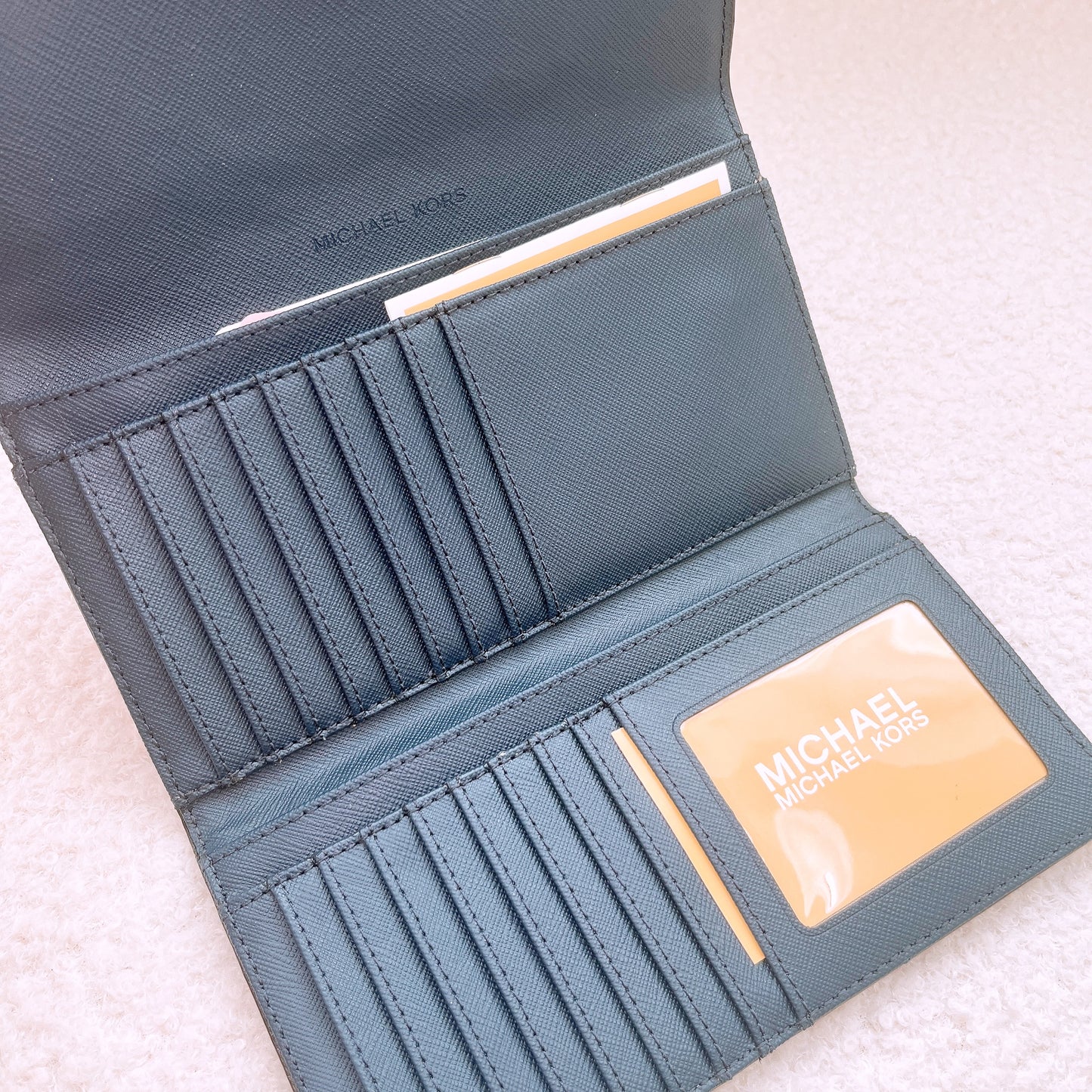 Michael Kors Jet Set Travel Trifold Flap Wallet Navy