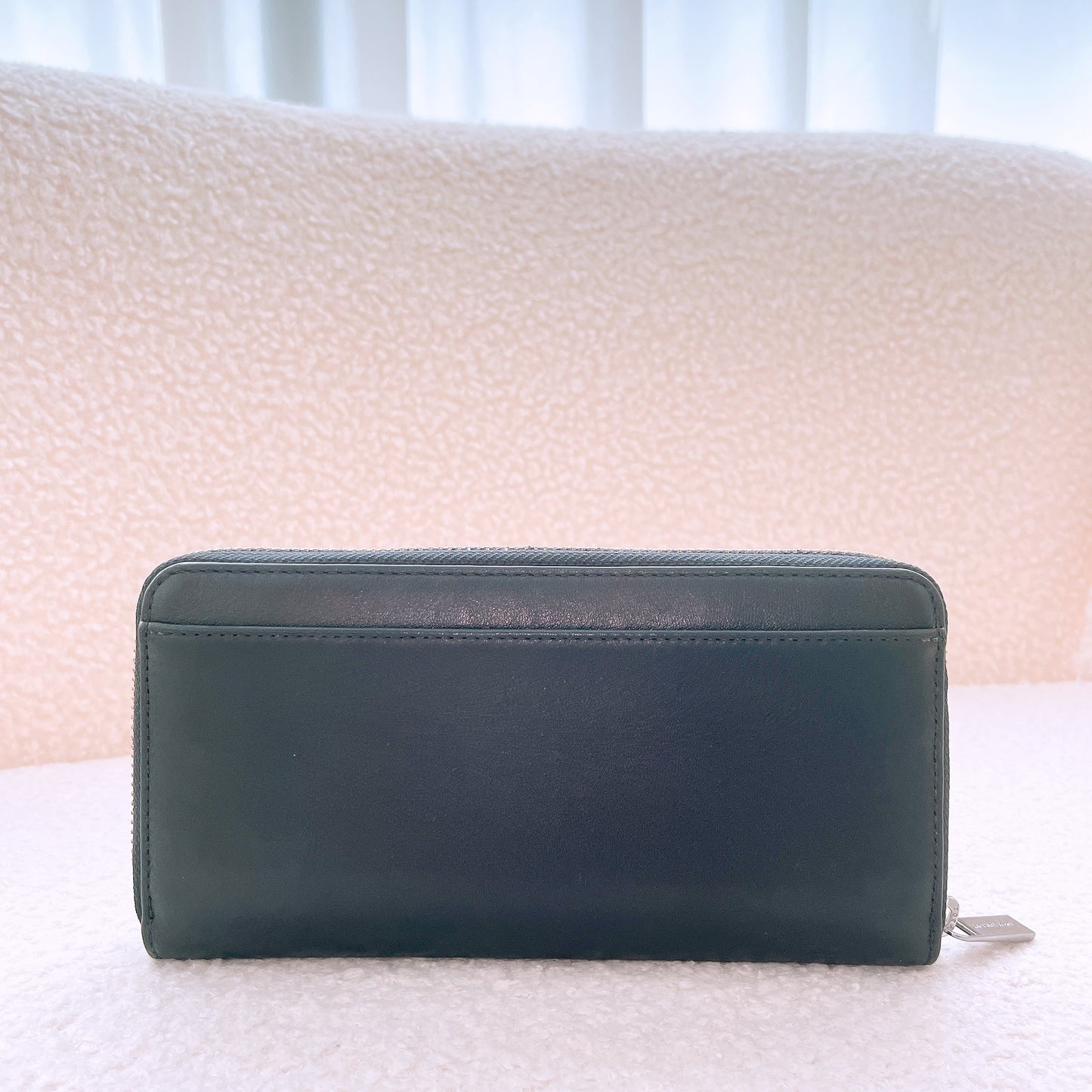 Michael Kors Cooper Leather Black/lemon Tech zip around wallet