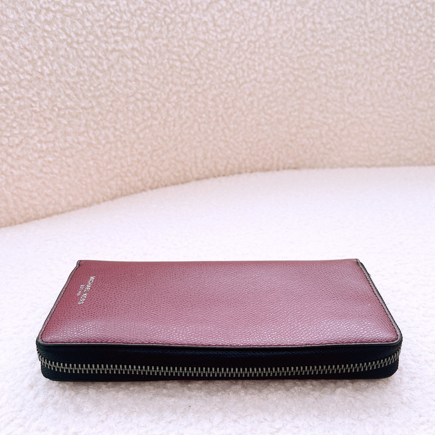 Michael Kors Genuine Mens Jet Set Tech Zip Around Travel Wallet