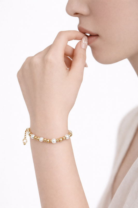 Freshwater pearls and polished beads adjustable bracelets