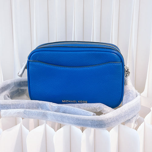MICHAEL KORS
Pebbled Leather Convertible Belt Bag Grecian Blue