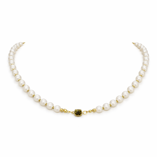 White pearl necklace with Black gemstones