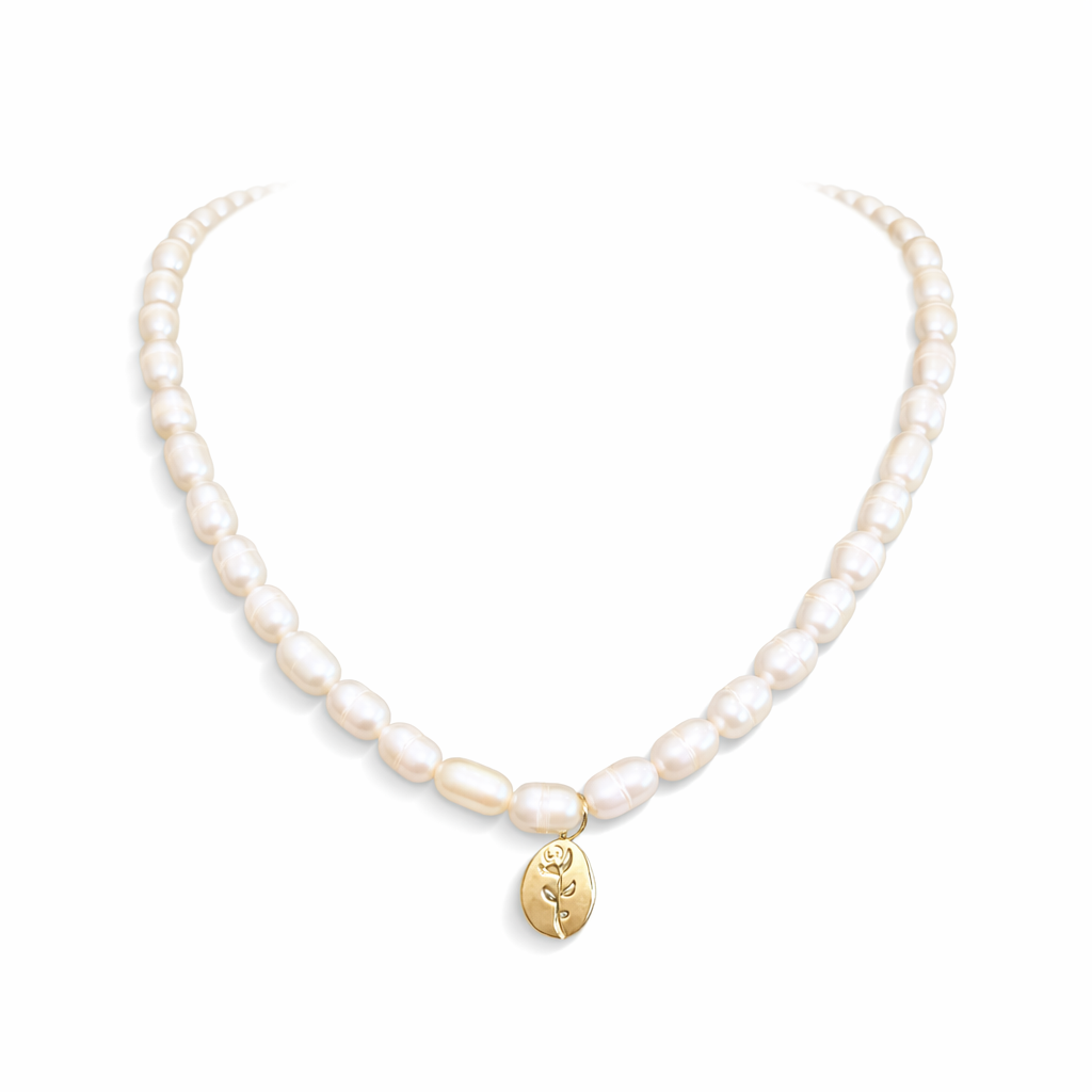 Rose Pendant Pearl necklace