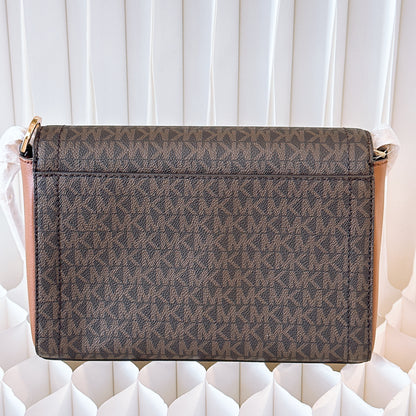 Michael Kors Kinsley Medium Flap Signature Brown