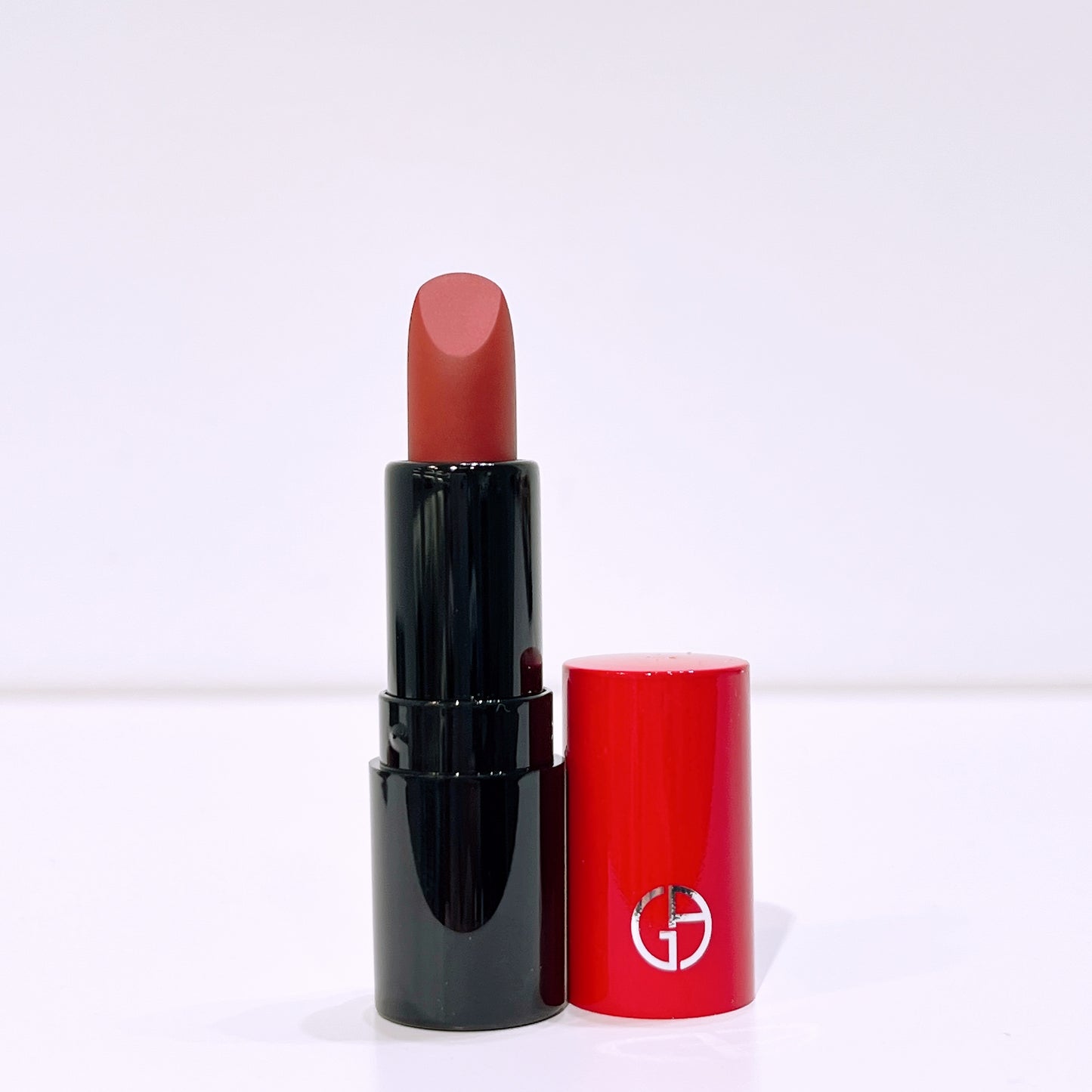 Giorgio Armani
Lip Power Vivid Colour Long Wear Lipstick #202 1.4g