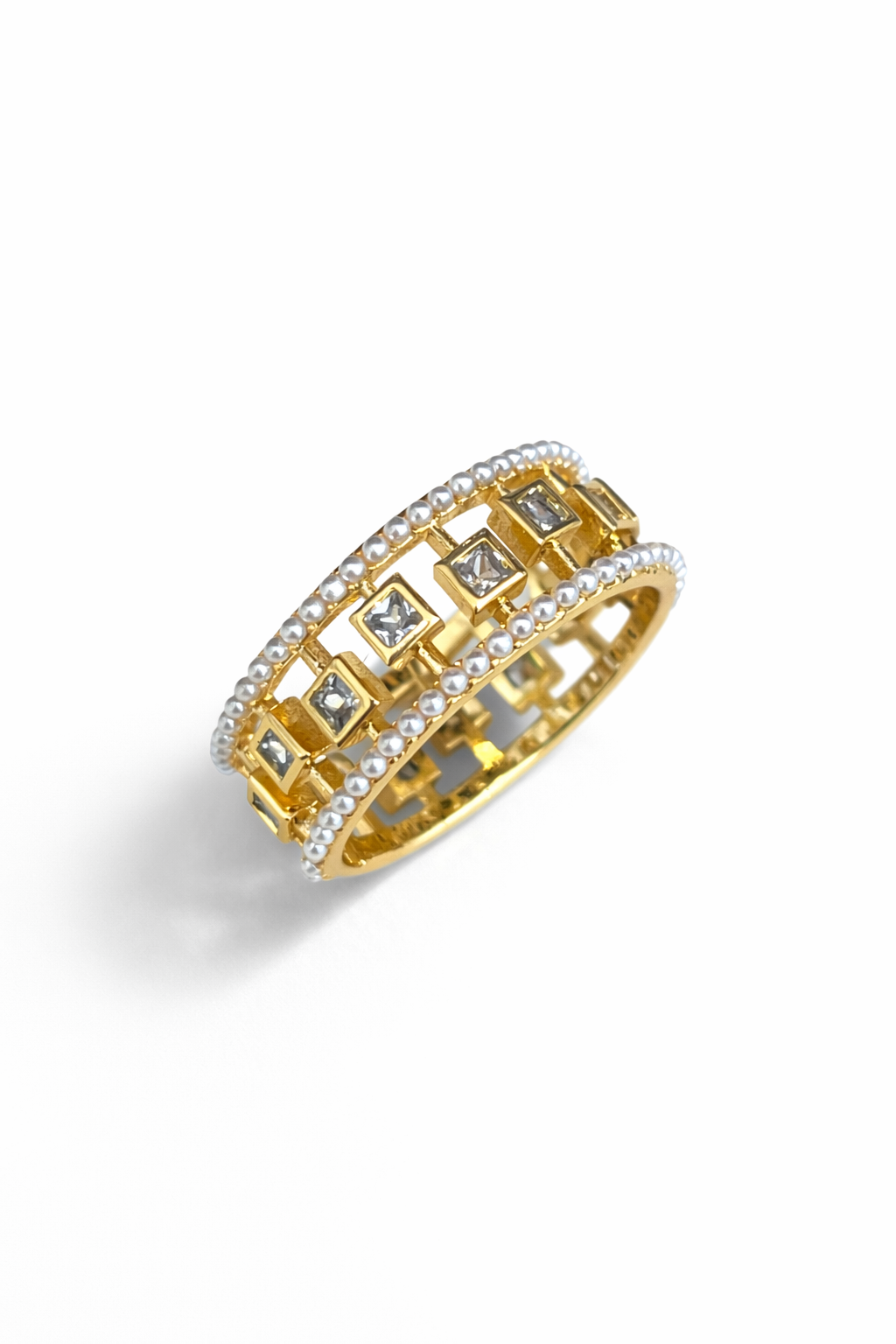 Wide version gold ring