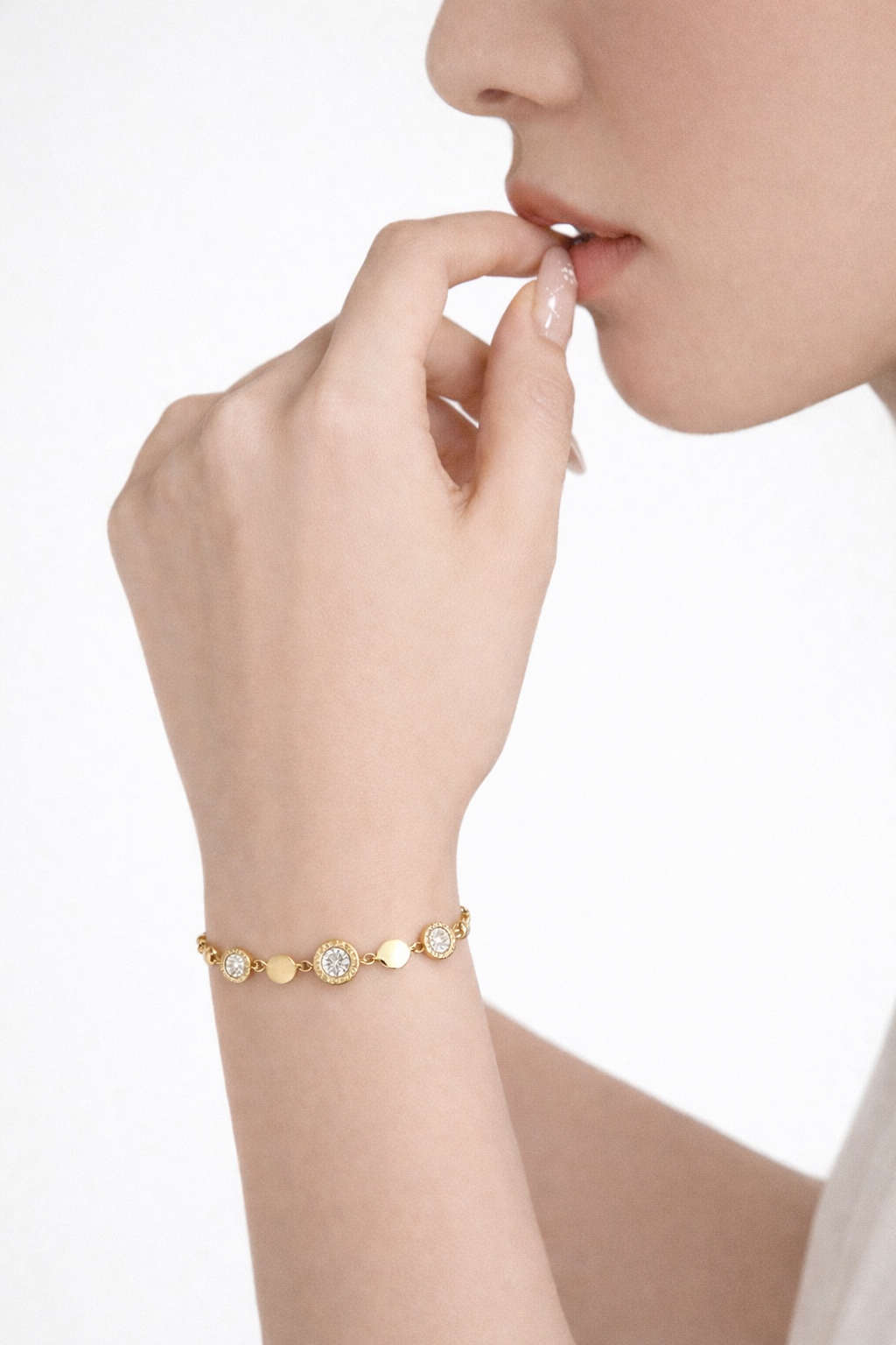 Gold Roman numeral crystal chain bracelet