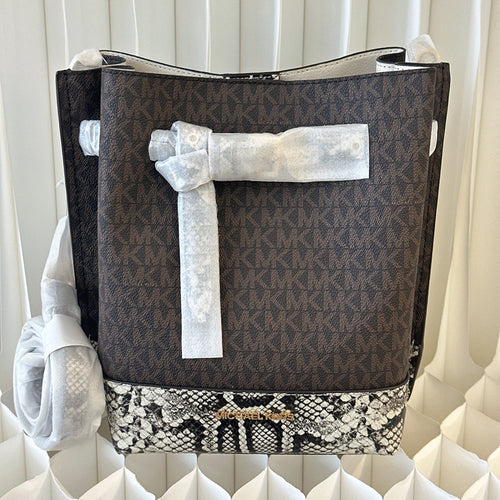 Michael Kors Emilia Small Bucket Bag