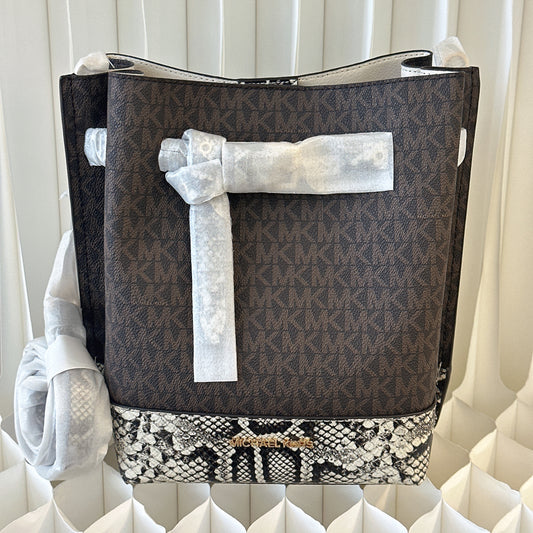 Michael Kors Emilia Small Bucket Bag