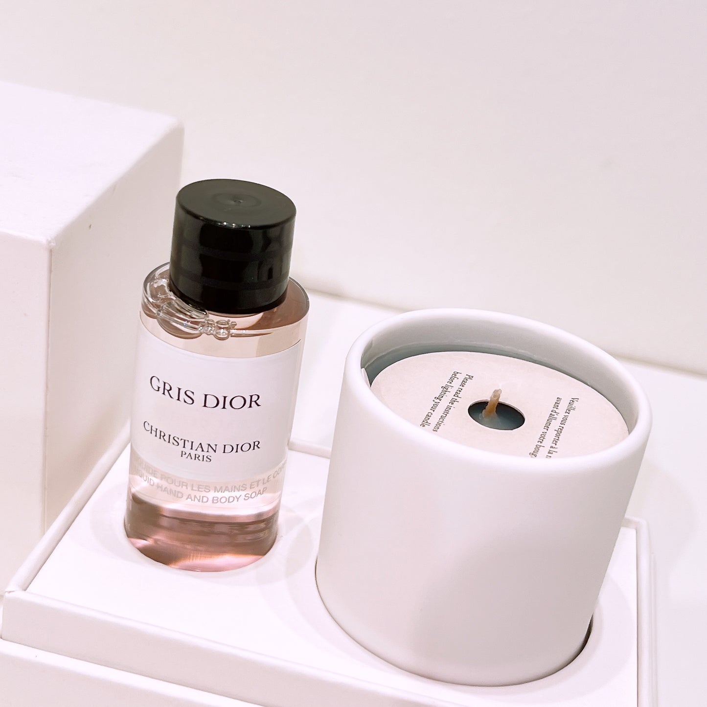 Dior Gift Set -Gris Body Soap 20ml And 30 Montaigne Mini Candle 35 G