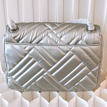 NWT Michael Kors Medium Shoulder Flap Peyton Silver Shoulder Bag Purse