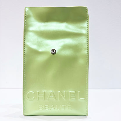 Chanel Beauty Green Metallic Snap Cos metic Pouch
