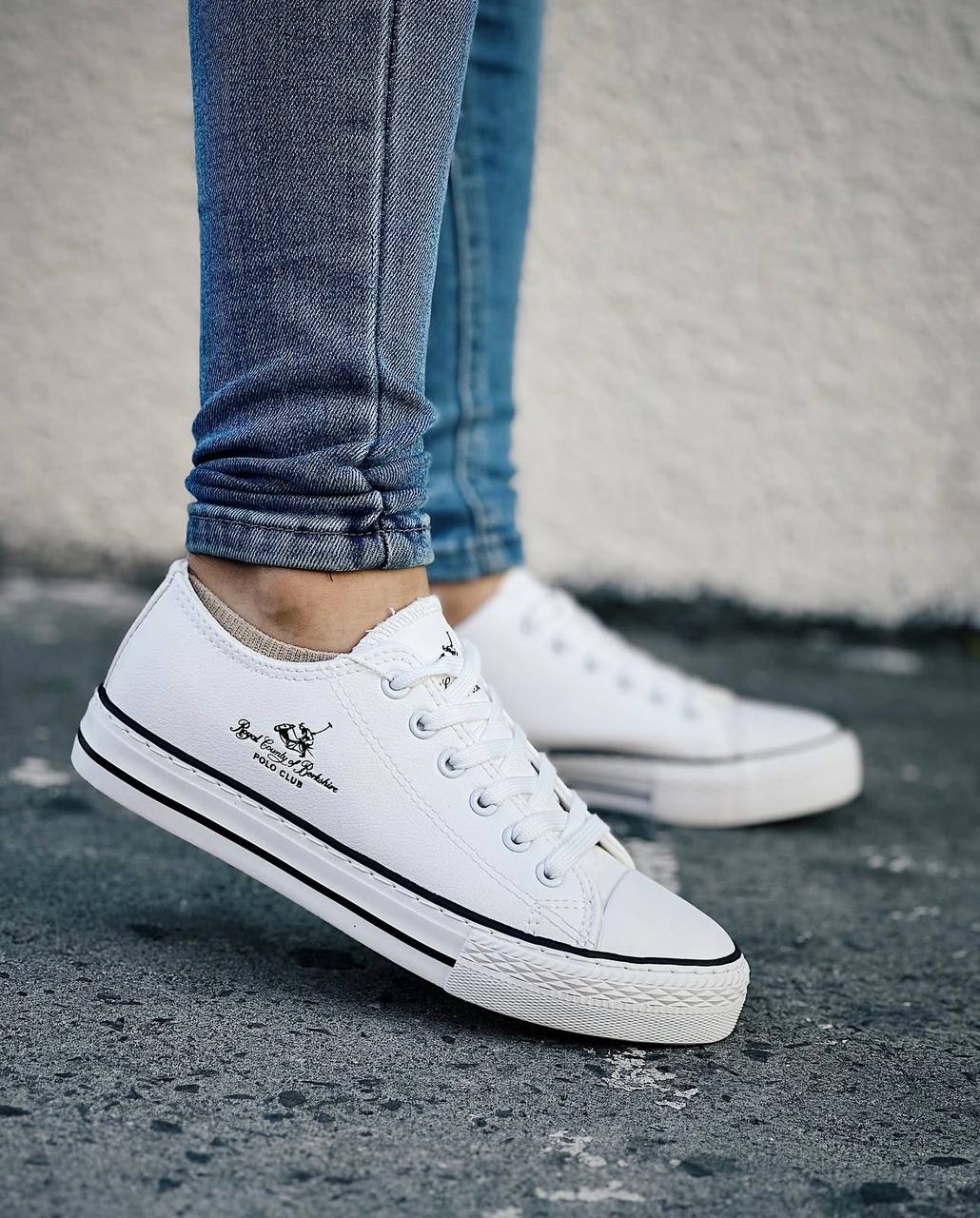 Royal County Polo Club white canvas shoes 💕
