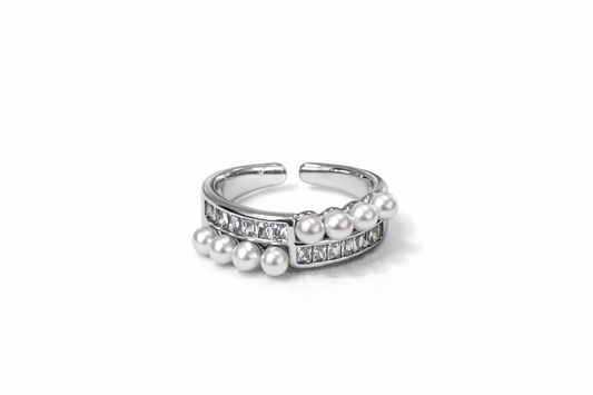 Inlaid pearls and cubic zirconia Adjustable ring
